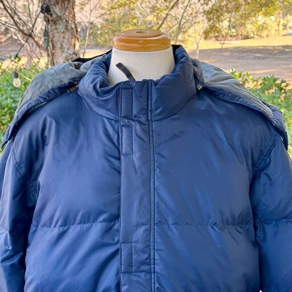 Vintage Eddie Bauer Navy Blue Down Coat. Size Large. - Picture 2 of 11
